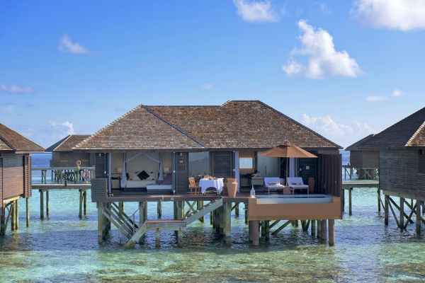 DELUXE WATER VILLAS