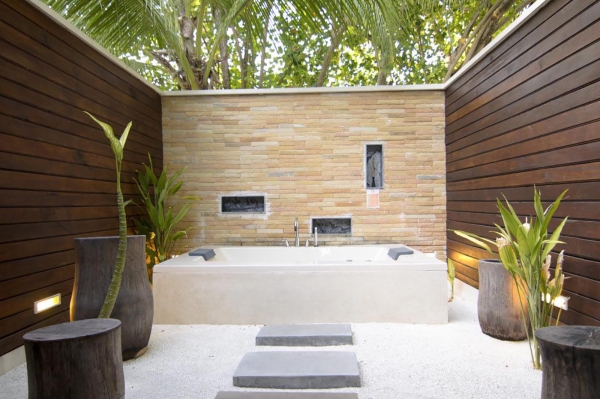 LAGOON VILLA ? Photo 2