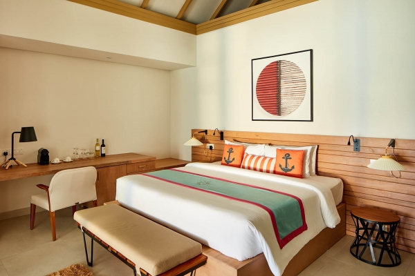 FAMILY BEACH SUITE WITH POOL