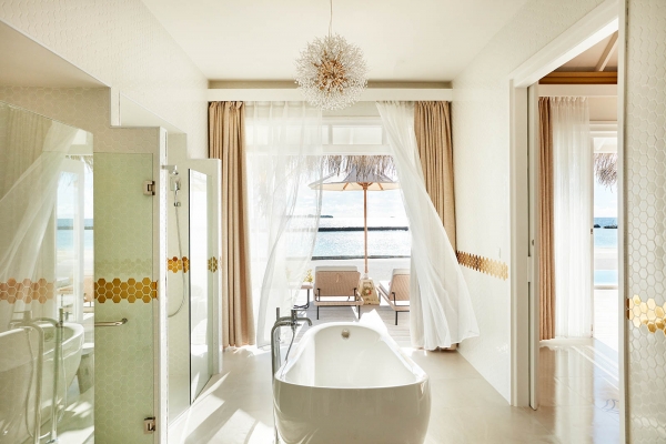 KING BEACH SUITE ? Photo 4