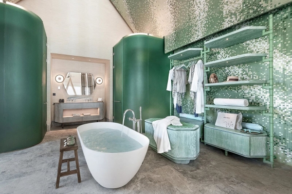 FOUR BEDROOM PRIVATE WELLBEING OCEAN POOL RESIDENCE ? Photo 3