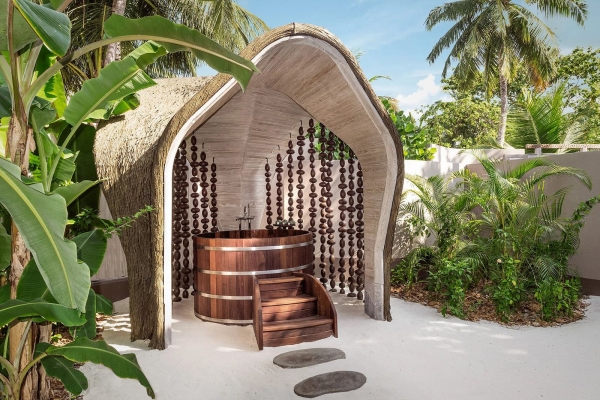 THREE BEDROOM WELLBEING BEACH POOL RESIDENCE