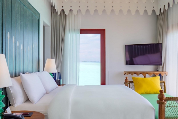 KING OVER-WATER VILLA ? Photo 2