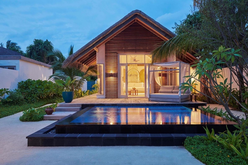 STAY 3 NIGHTS IN DELUXE BEACH SUNSET VILLA WITH POOL 